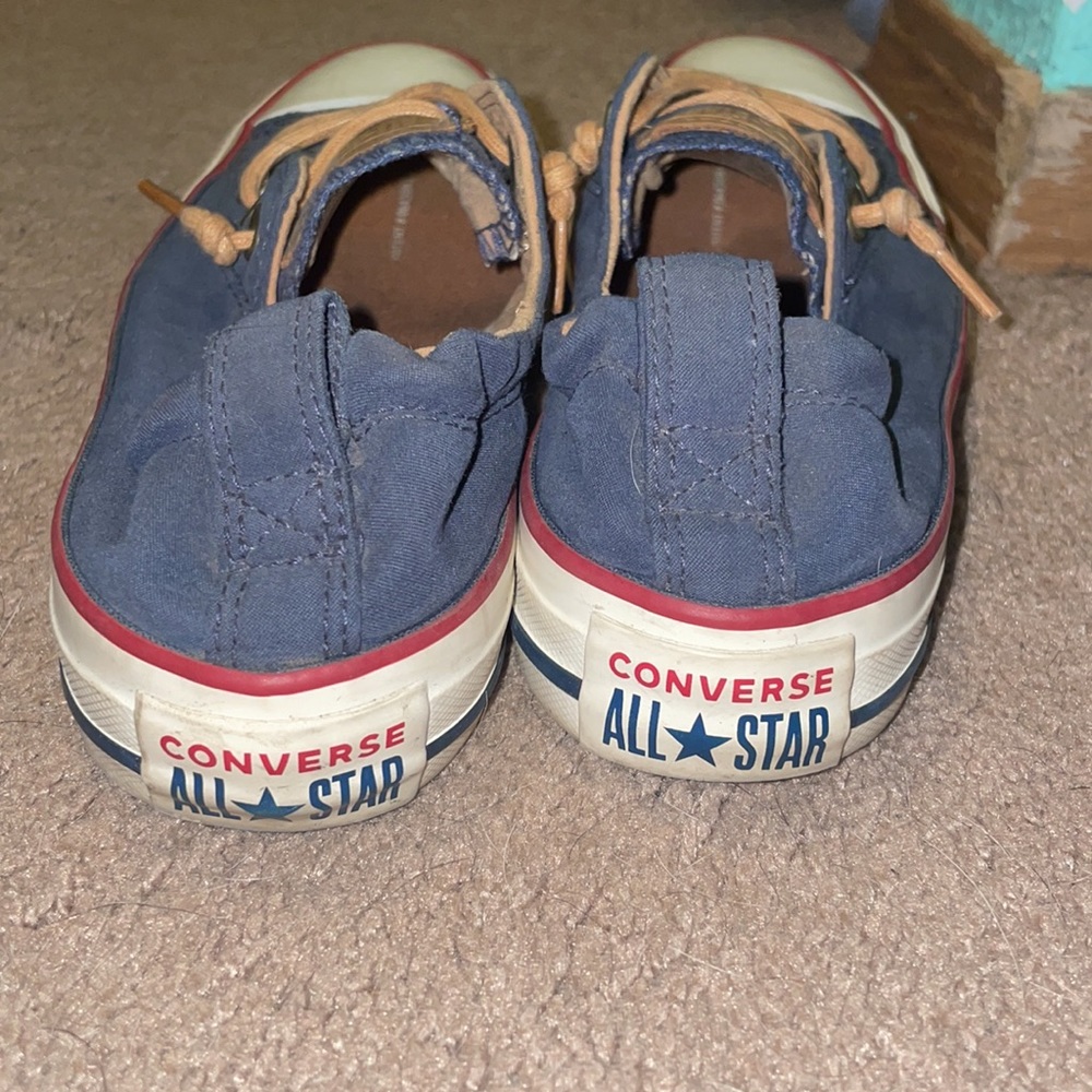 Converse shoes - Picture 3 of 4